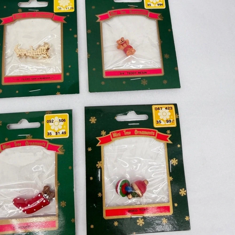 VTG Franks Miniatures Christmas Holiday Resin Wood Charms Crafting Set of 10
